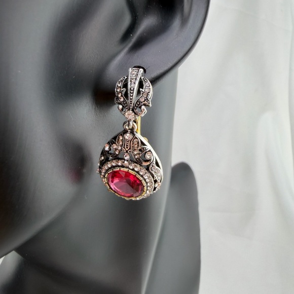 Red Crystal Teardrop Earrings | Elegant Statement Look - Picture 6 of 10